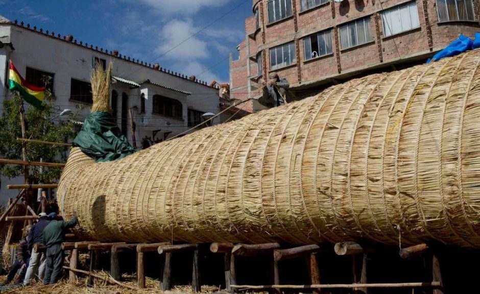 Nendrių laivu keliautojas plauks per Ramųjį vandenyną