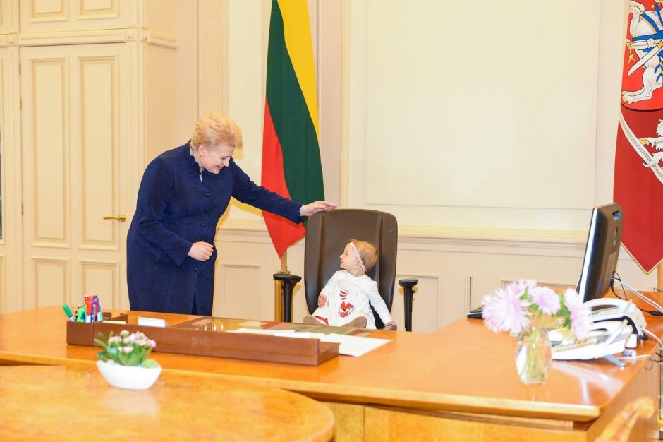 Socialiniuose tinkluose D. Grybauskaitė konkurentų neturi