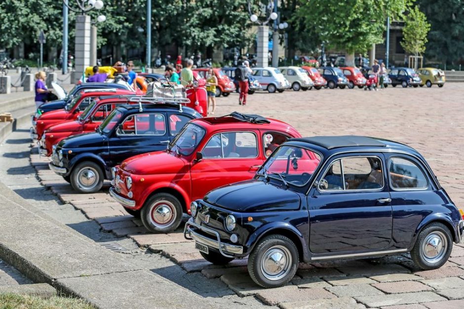 Italai atnaujino šešis dešimtmečius konkurencijos neturintį „Fiat 500“