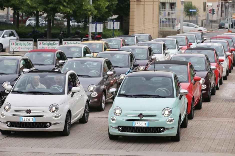 Italai atnaujino šešis dešimtmečius konkurencijos neturintį „Fiat 500“