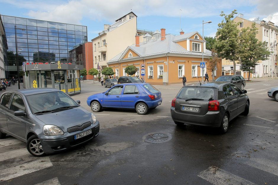 Baigiama įrengti laikinoji autobusų stotis