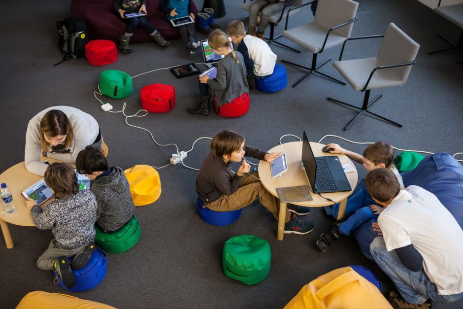 700 rytojaus Vilniaus kūrėjų prisijungė prie pasaulinės iniciatyvos „Hour of Code“