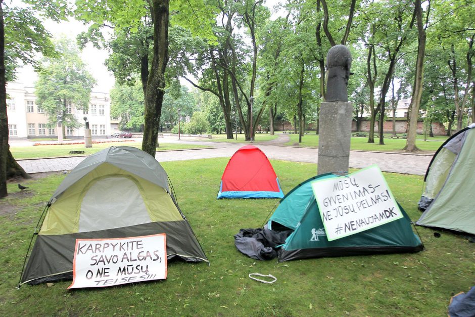 Ar ilgam protestuotojai okupavo Miesto sodą?