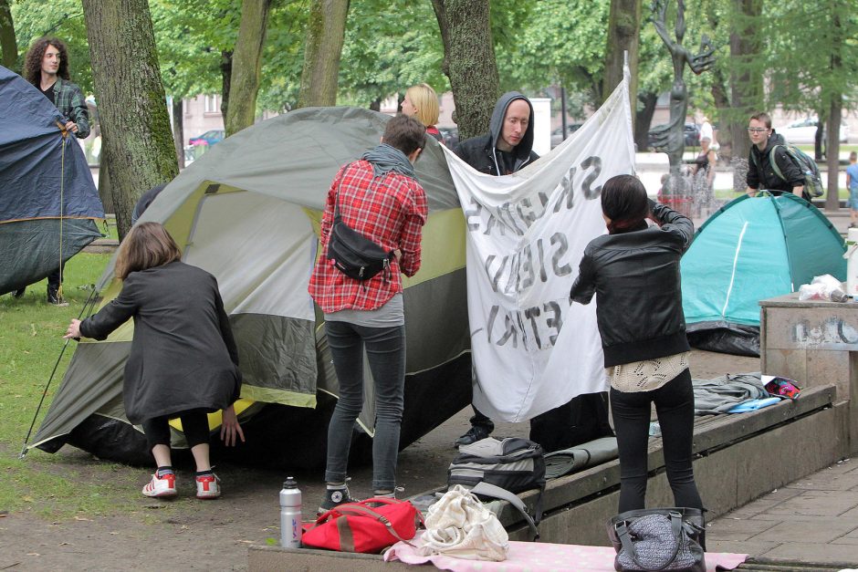 Ar ilgam protestuotojai okupavo Miesto sodą?