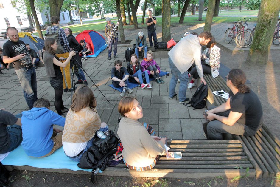 Ar ilgam protestuotojai okupavo Miesto sodą?