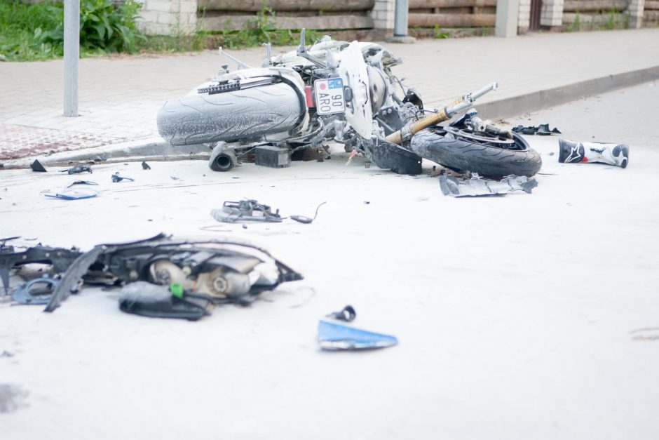 Kraupi nelaimė: Aleksote žuvo jaunas motociklininkas