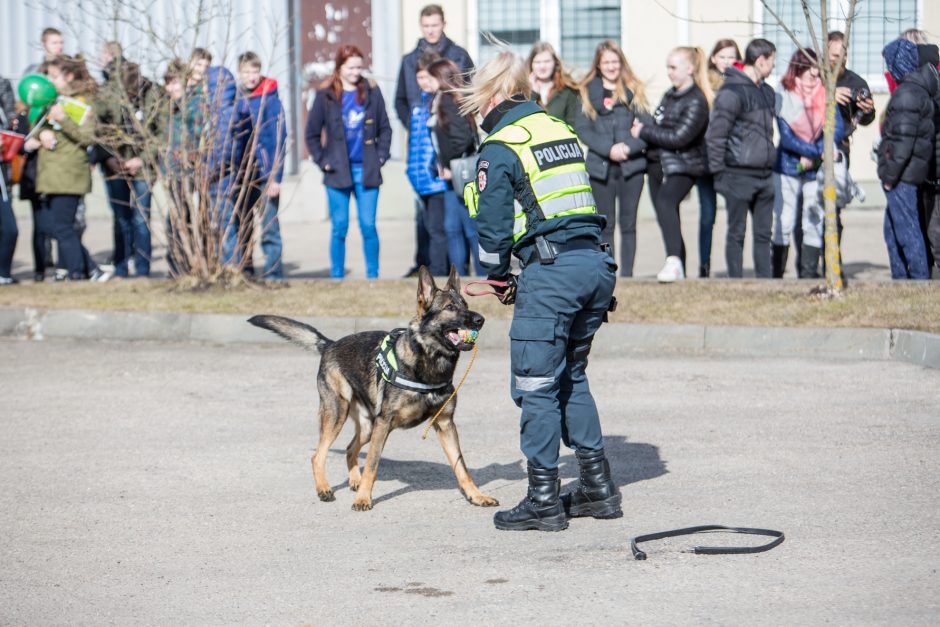 Kauno policija moksleiviams plačiai atvėrė duris