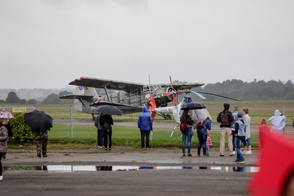 Kaune prasidėjo aviacijos šventė