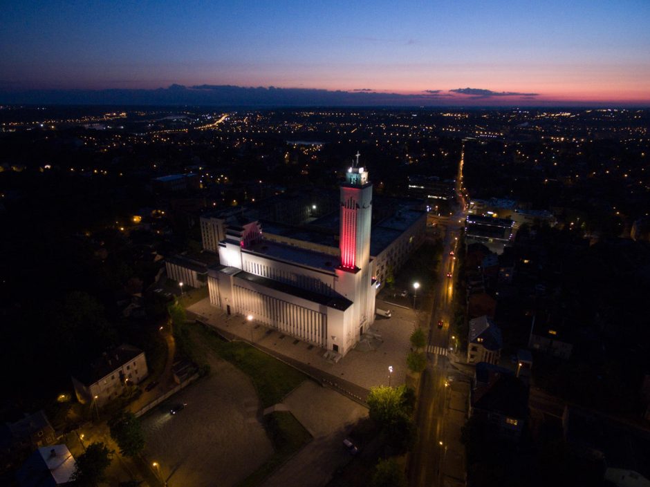 Kaunas sveikina Gruziją