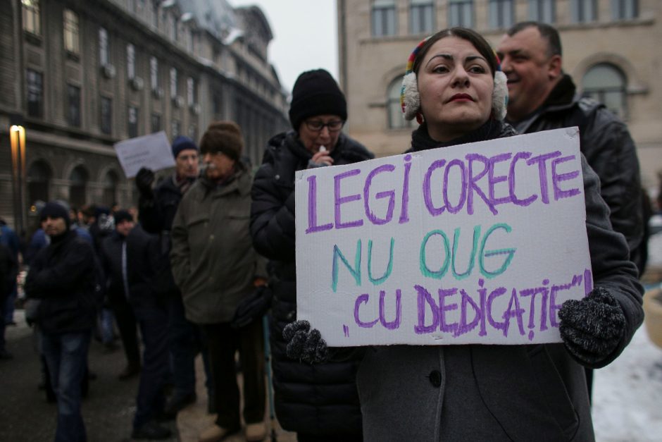 Rumunijoje protestuojama prieš amnestiją kaliniams