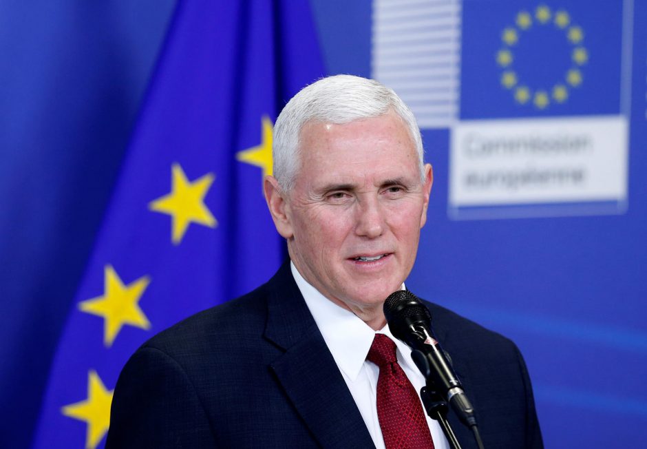 JAV viceprezidentas ramino dėl D. Trumpo susirūpinusią Europą