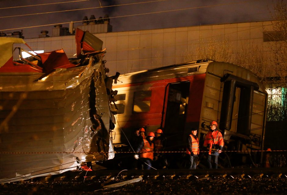 Maskvoje susidūrė traukiniai, medikų prireikė dešimtims žmonių