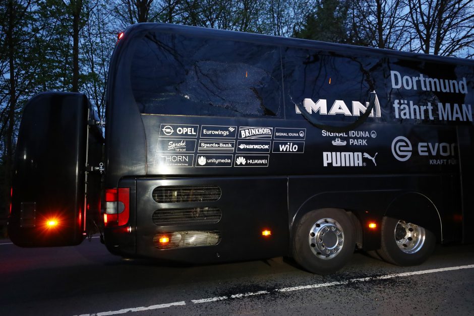 Tiriama sprogdinimų prie „Borussia“ autobuso „islamistinė gija“