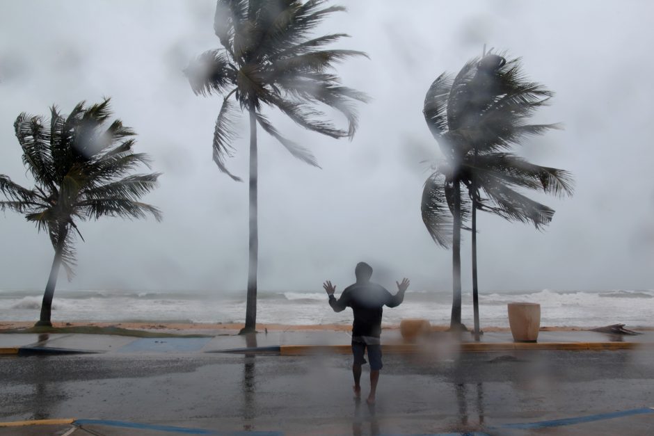 Uraganas „Irma“ Karibų regione nusinešė per 12 gyvybių