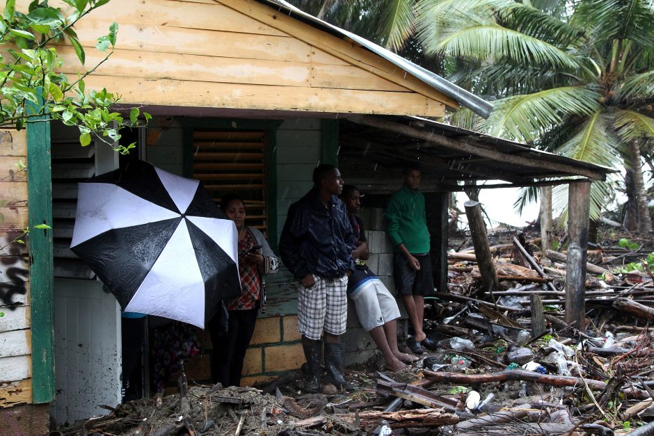 Uraganas „Irma“ Karibų regione nusinešė per 12 gyvybių