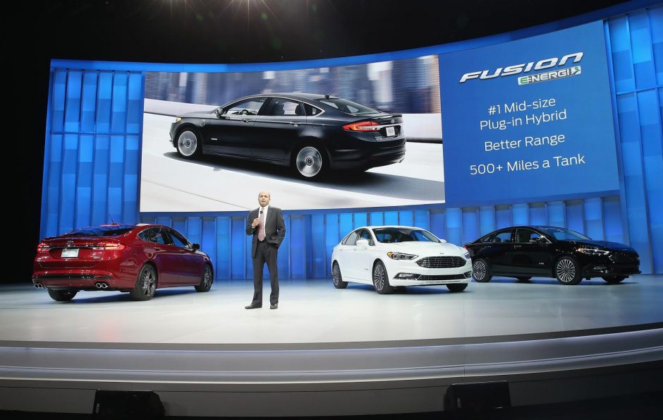 Detroito automobilių parodoje – B. Obamos ir JAV automobilių pramonės triumfas
