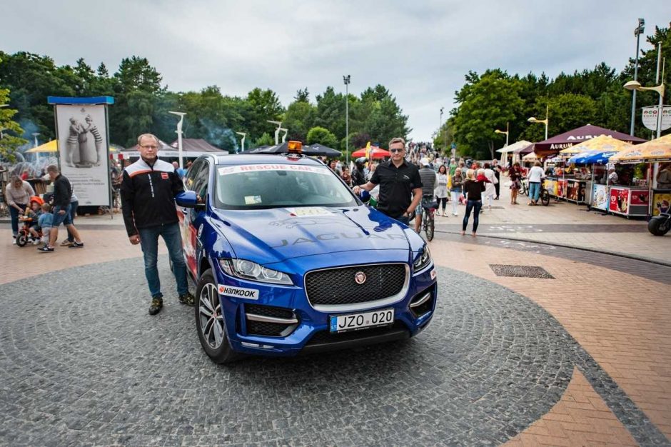 „Eneos 1006“ išvakarėse – naktinis išbandymas su „Jaguar F-Pace“