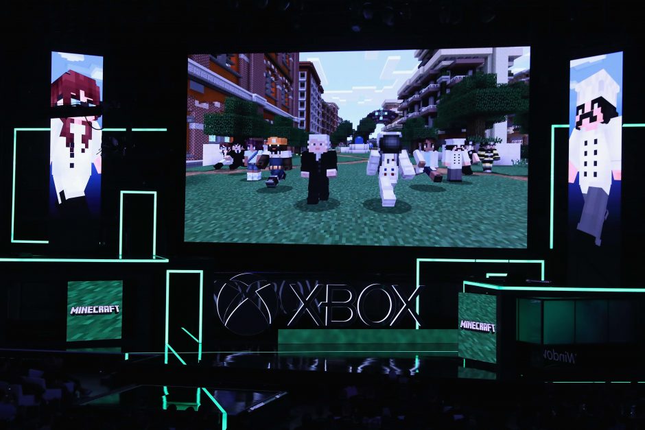 „Microsoft“ pristato galingiausią vaizdo žaidimų kompiuterį 