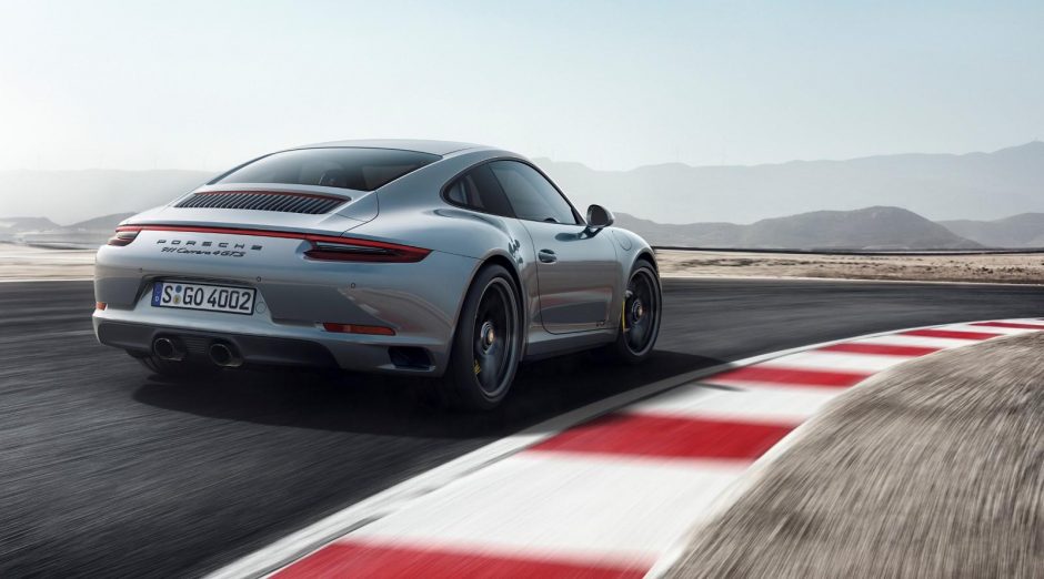 Nauji „Porsche 911 GTS“ modeliai – daugiau galios ir įspūdžio