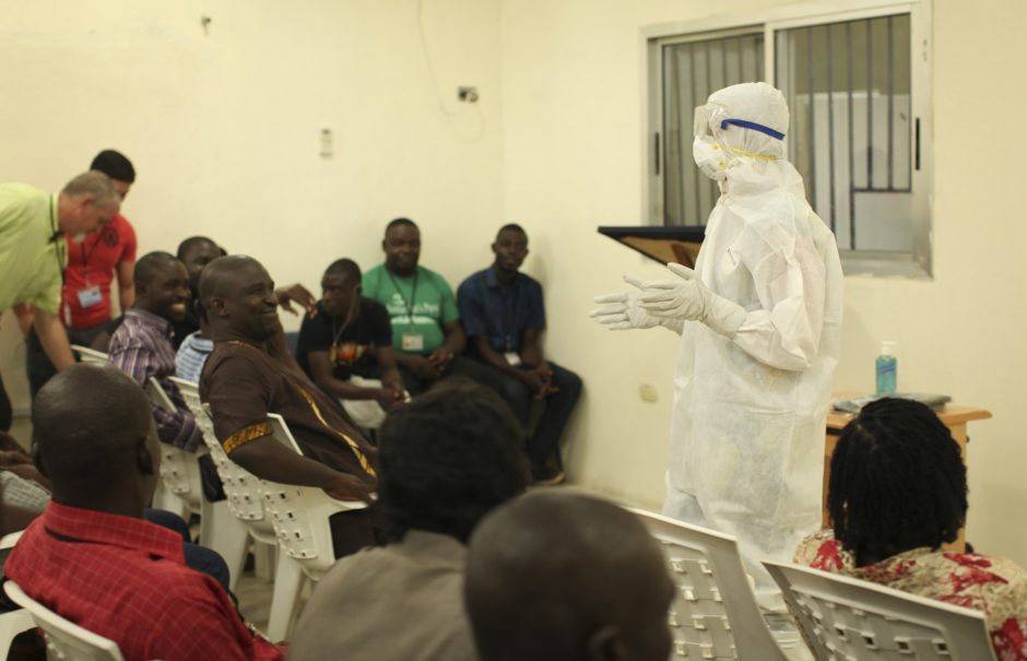 Ebolos viruso protrūkis nusinešė 729 gyvybes