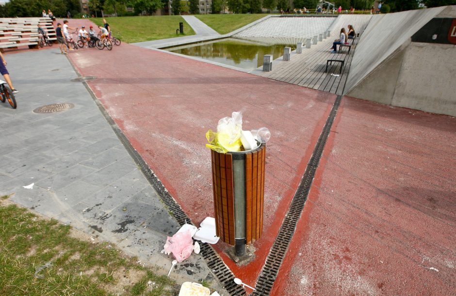 Čečėnijos aikštės fontanas pavirto pelke