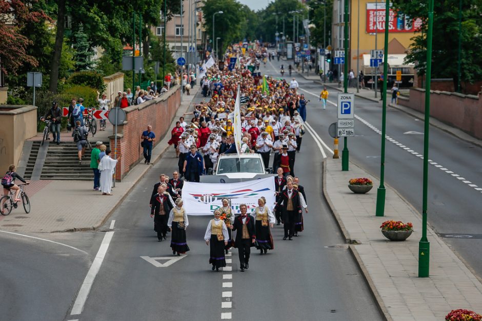 Klaipėdą užliejo dainų šventės garsai