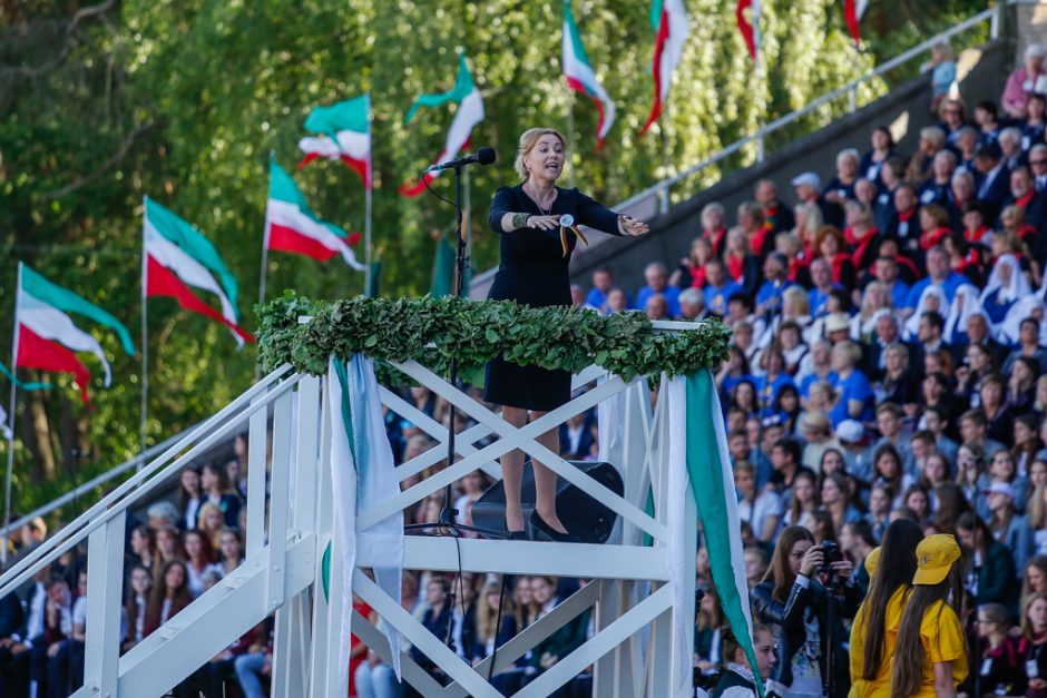 Klaipėdą užliejo dainų šventės garsai