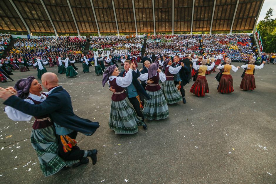 Klaipėdą užliejo dainų šventės garsai