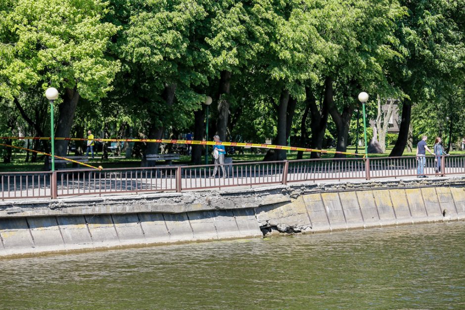 Klaipėdos centre įgriuvo Danės krantinė