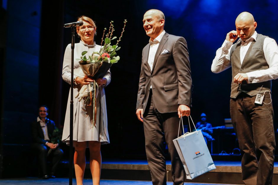 Išskirtinę dieną – aplodismentai teatro žmonėms