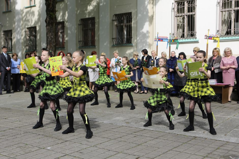 Klaipėdos abiturientams suskambo paskutinis skambutis