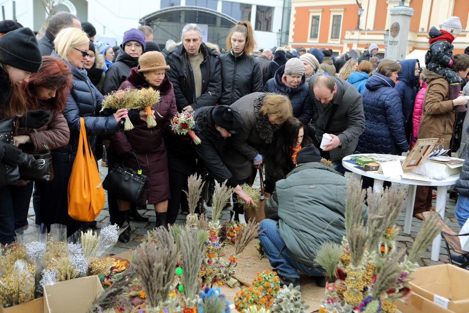 Po žiemos apsnūdusią Klaipėdą išjudino Kaziuko mugė