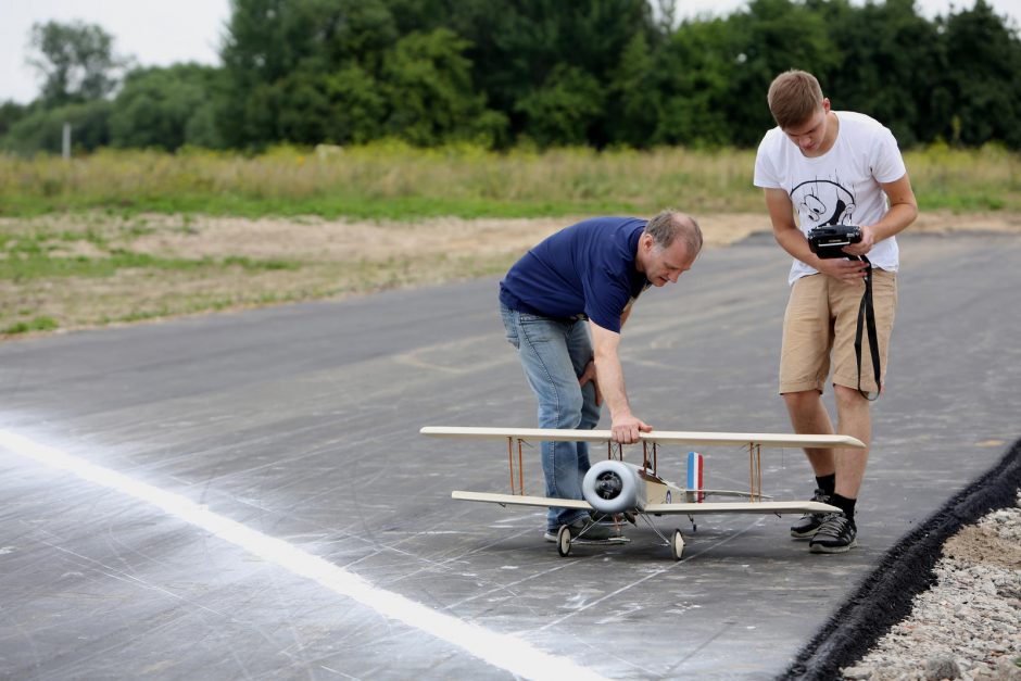 Danguje – įspūdingas aviamodelių šou