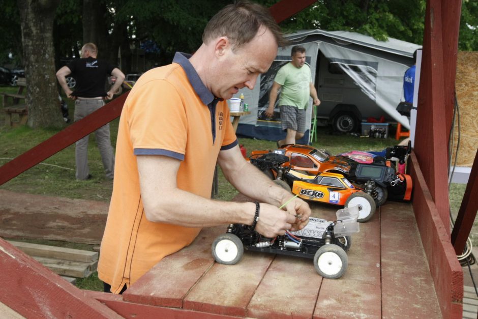 Jakuose – išskirtinės automodelių varžybos