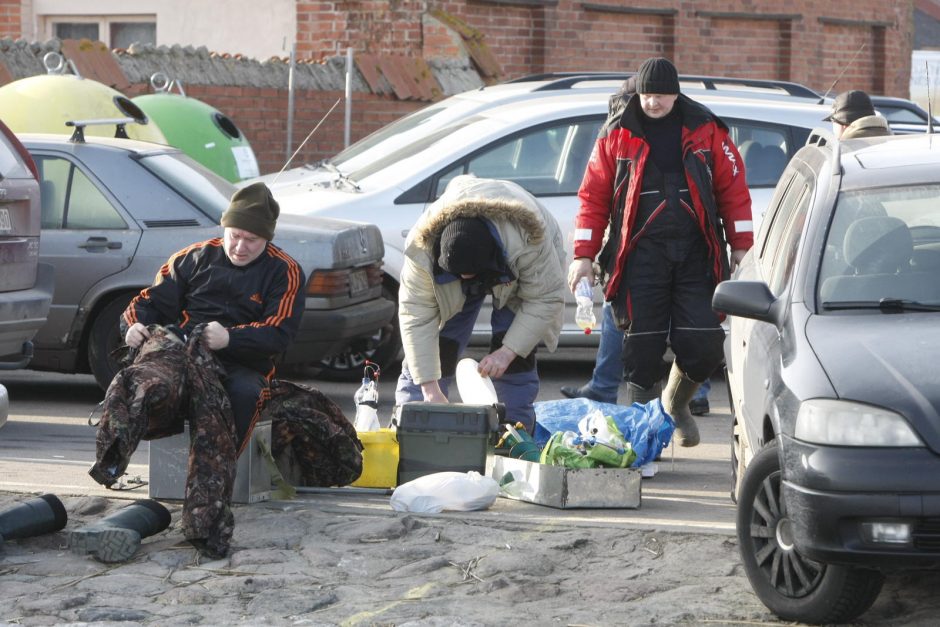 Žūklės malonumai – ant Kuršių marių ledo