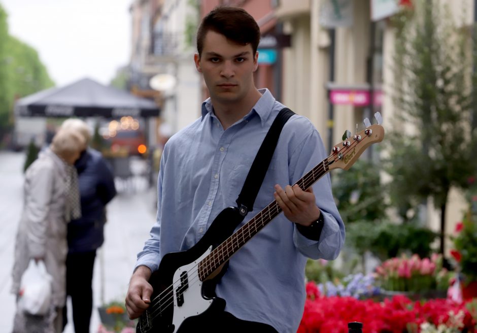 Laisvės alėja šeštadienį atiduota gatvės muzikantams 