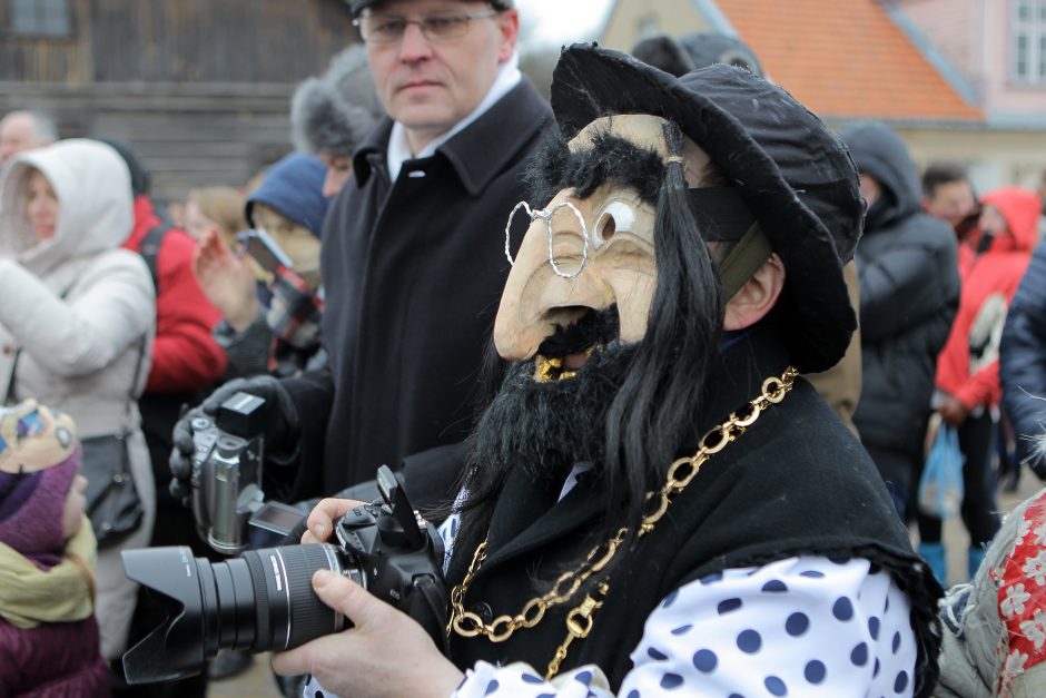 Ar ne laikas „žydams“ ir „čigonams“ palikti Užgavėnes?