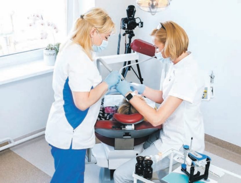 E. sveikatos sistema privalės naudotis ir odontologai