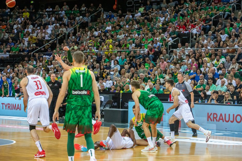 Lietuvos krepšinio rinktinei pergalę prieš Sakartvelą išplėšė T. Dimšos metimas
