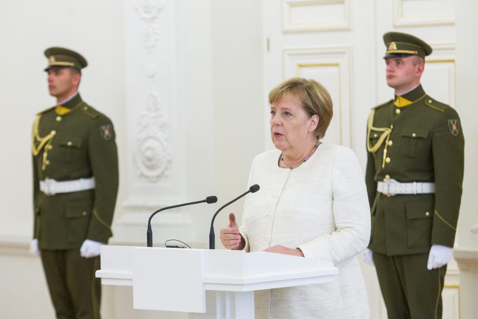 A. Merkel negailėjo komplimentų nei D. Grybauskaitei, nei lietuviams