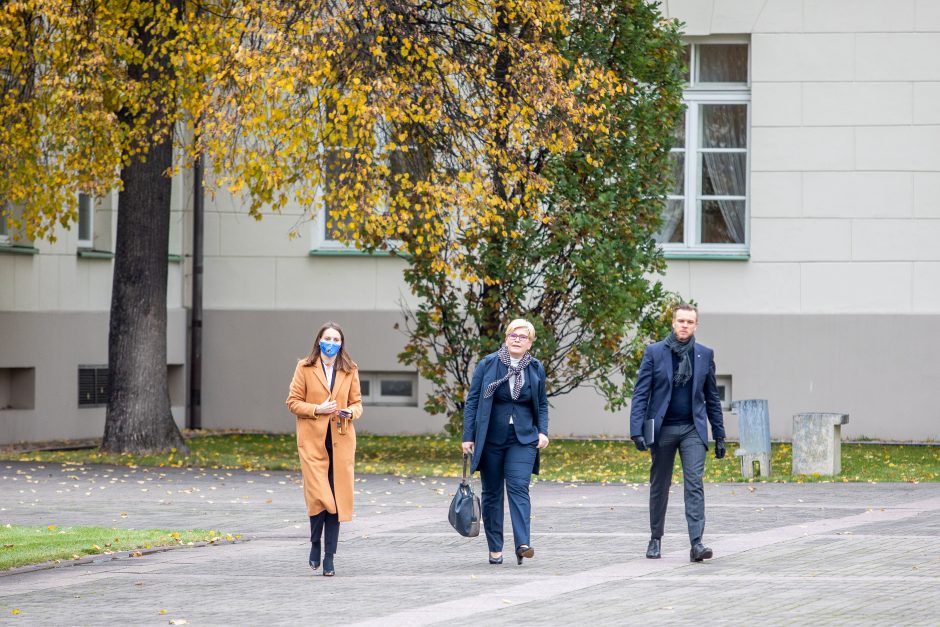 Konservatoriai į valdžią grįžta be šampano