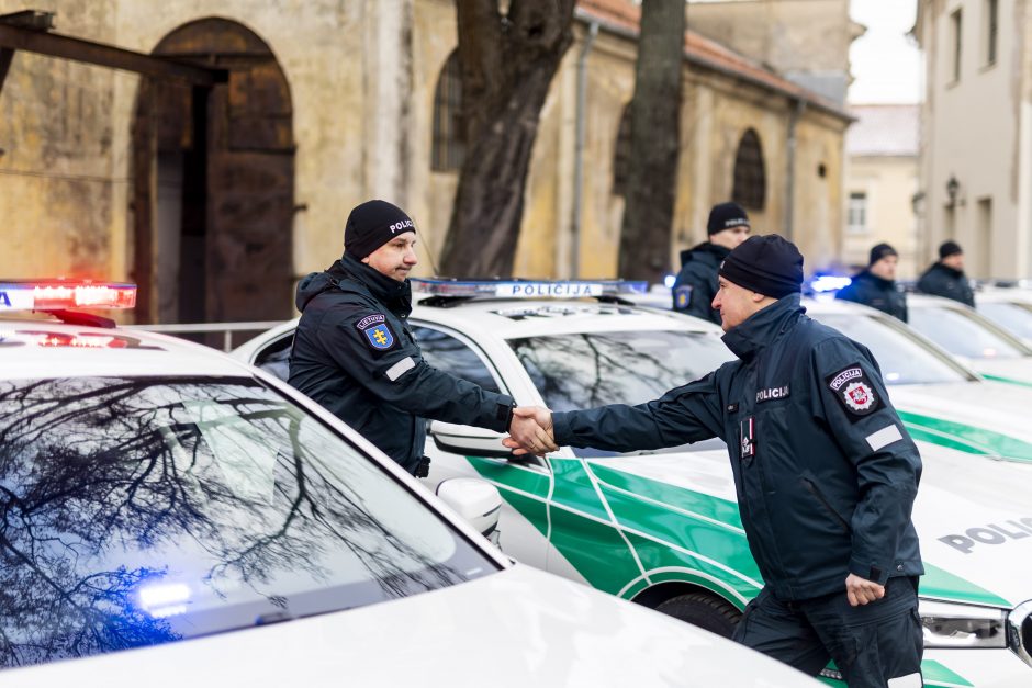 Policija ruošiasi NATO viršūnių susitikimui: pirko 12 naujų automobilių