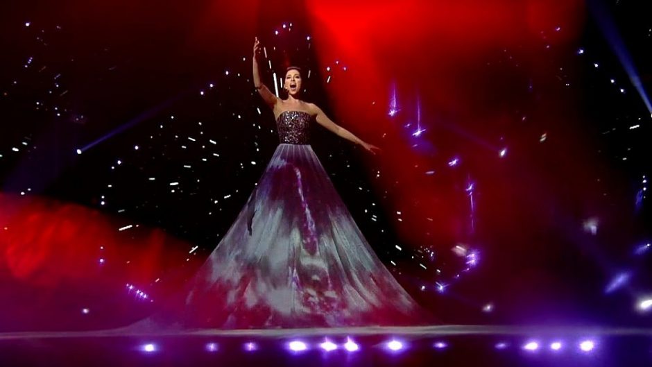 Estijos atstovė „Eurovizijoje“ paaiškino, kodėl dainuos itališkai