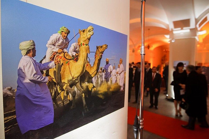 Vilniaus rotušėje atverti Omano Sultonato kultūros lobynai