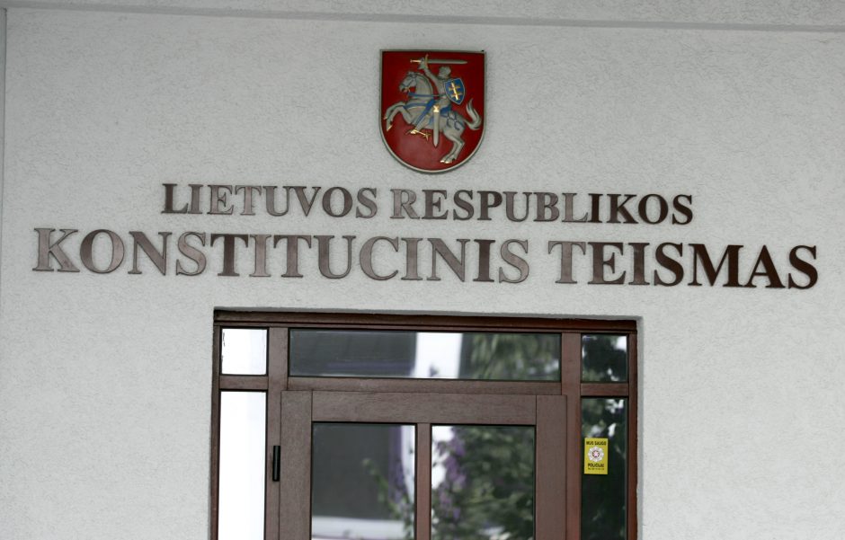 Konstitucinis Teismas nurodė išmokėti kompensacijas prokurorams