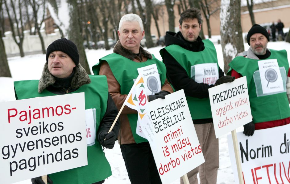 G. Paluckas žada atgaivinti „nuvytusius“ santykius su profsąjungomis