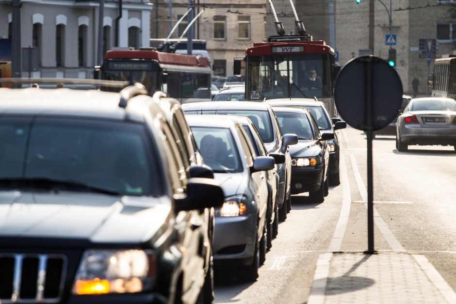 Saugaus eismo dieną bus galima patirti automobilio avariją