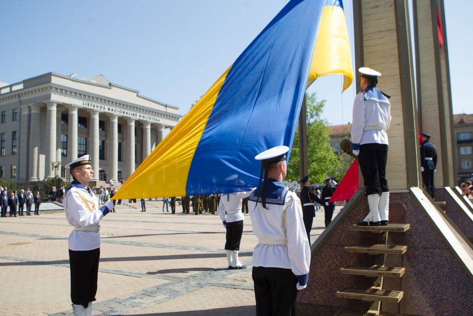 Lietuva siunčia sveikinimus Ukrainai, mininčiai Nepriklausomybės dieną