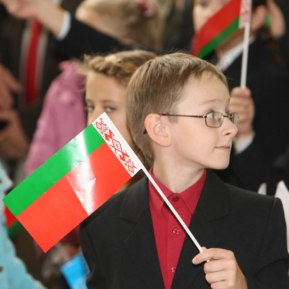 Baltarusijoje dirbantys mokytojai negauna jiems priklausančių socialinių garantijų?