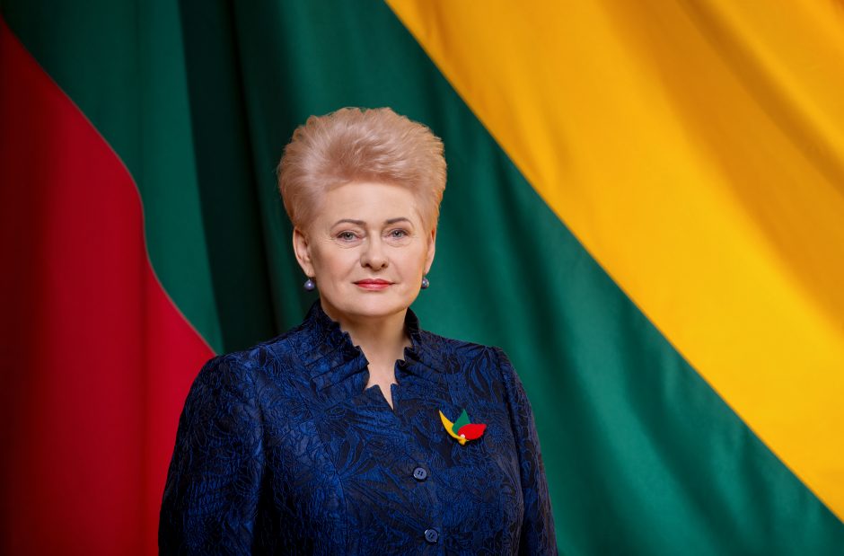 Prezidentė sveikina Lietuvą: saugokime savyje Kovo 11-osios drąsą!